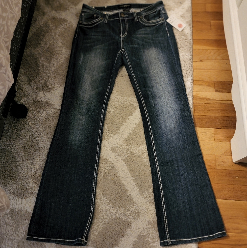 Boot cut jeans